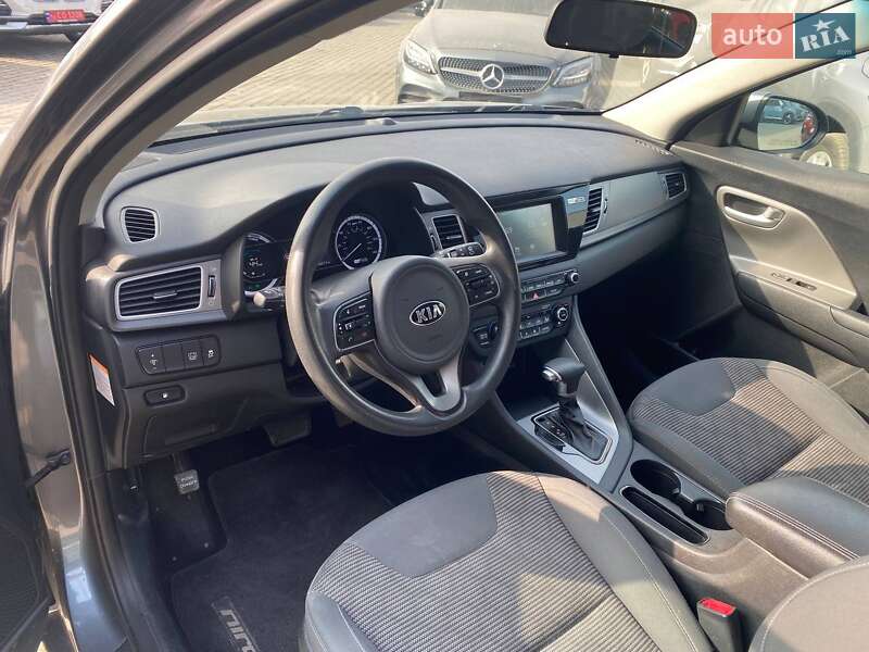 Внедорожник / Кроссовер Kia Niro 2018 в Львове