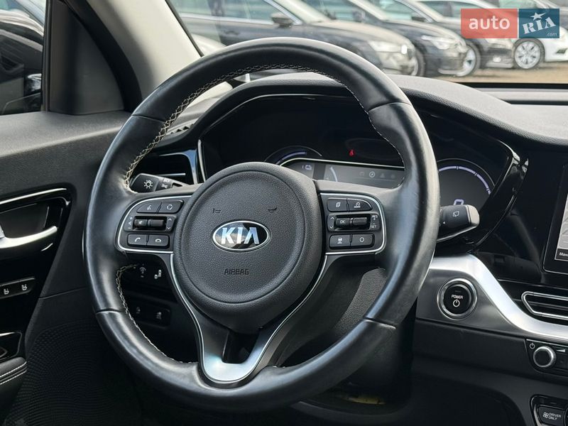 Внедорожник / Кроссовер Kia Niro 2020 в Луцке