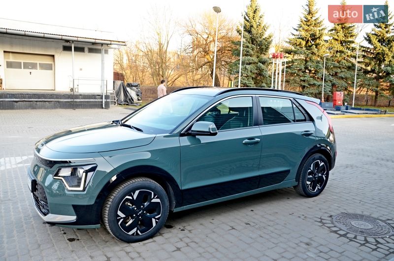 Позашляховик / Кросовер Kia Niro 2022 в Івано-Франківську