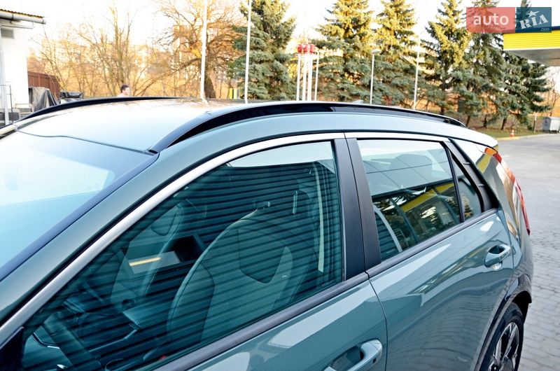 Позашляховик / Кросовер Kia Niro 2022 в Івано-Франківську