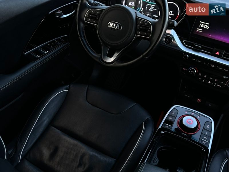 Позашляховик / Кросовер Kia Niro 2020 в Тернополі