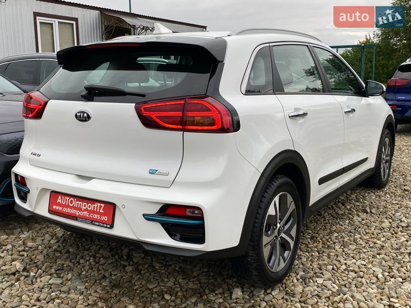 Внедорожник / Кроссовер Kia Niro 2020 в Львове