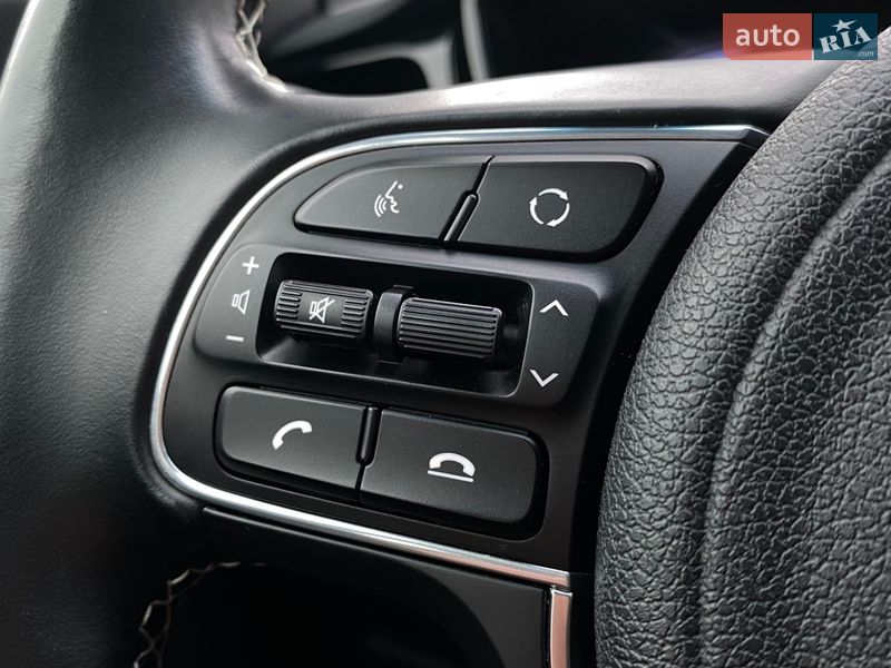 Внедорожник / Кроссовер Kia Niro 2020 в Львове