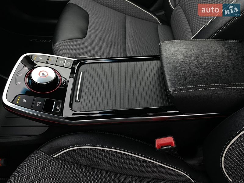 Внедорожник / Кроссовер Kia Niro 2020 в Львове