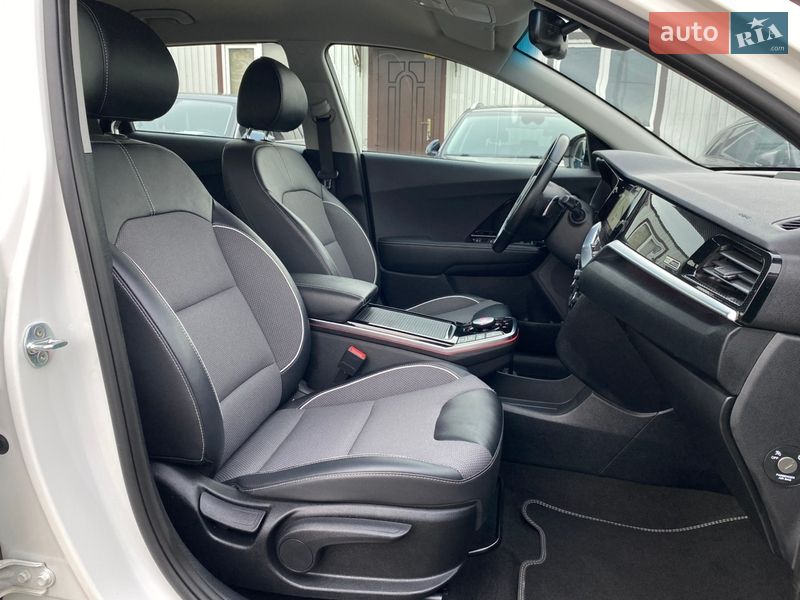 Внедорожник / Кроссовер Kia Niro 2020 в Львове