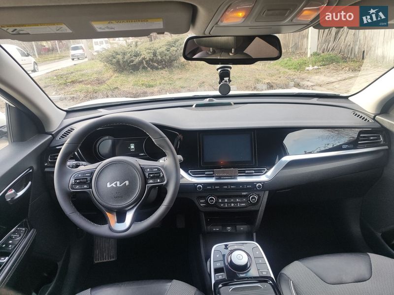 Внедорожник / Кроссовер Kia Niro 2022 в Каменец-Подольском