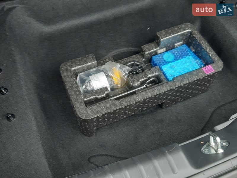 Внедорожник / Кроссовер Kia Niro 2023 в Виннице
