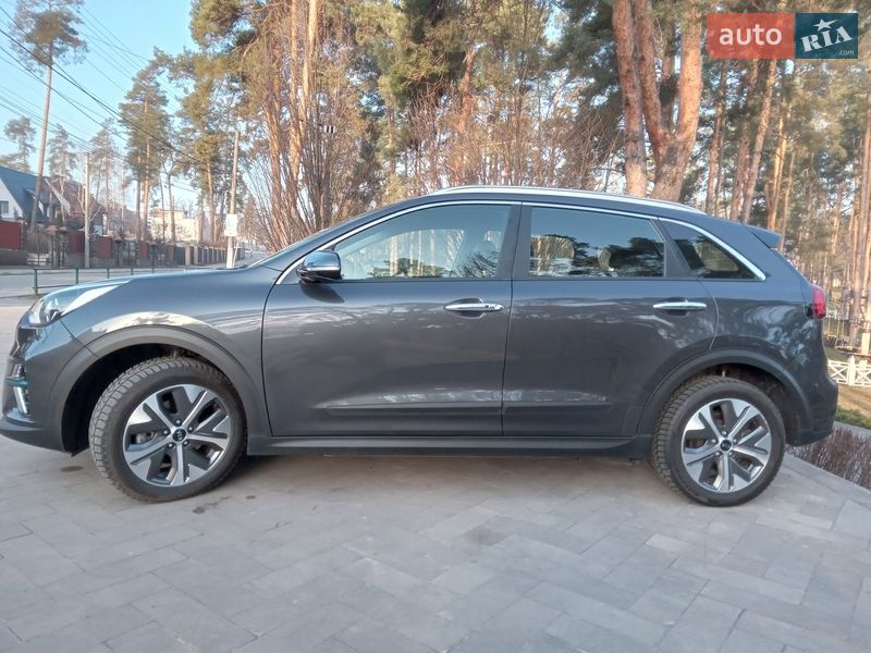 Позашляховик / Кросовер Kia Niro 2020 в Ірпені фото 8 Позашляховик / Кросовер Kia Niro 2020 в Ірпені