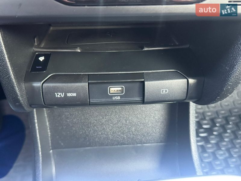 Внедорожник / Кроссовер Kia Niro 2020 в Луцке