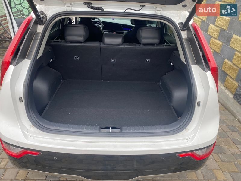 Внедорожник / Кроссовер Kia Niro 2024 в Корце фото 14 Внедорожник / Кроссовер Kia Niro 2024 в Корце