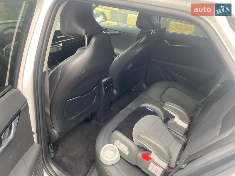 Внедорожник / Кроссовер Kia Niro 2024 в Корце фото 16 Внедорожник / Кроссовер Kia Niro 2024 в Корце