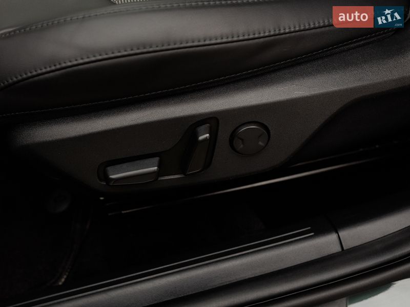 Внедорожник / Кроссовер Kia Niro 2023 в Ивано-Франковске