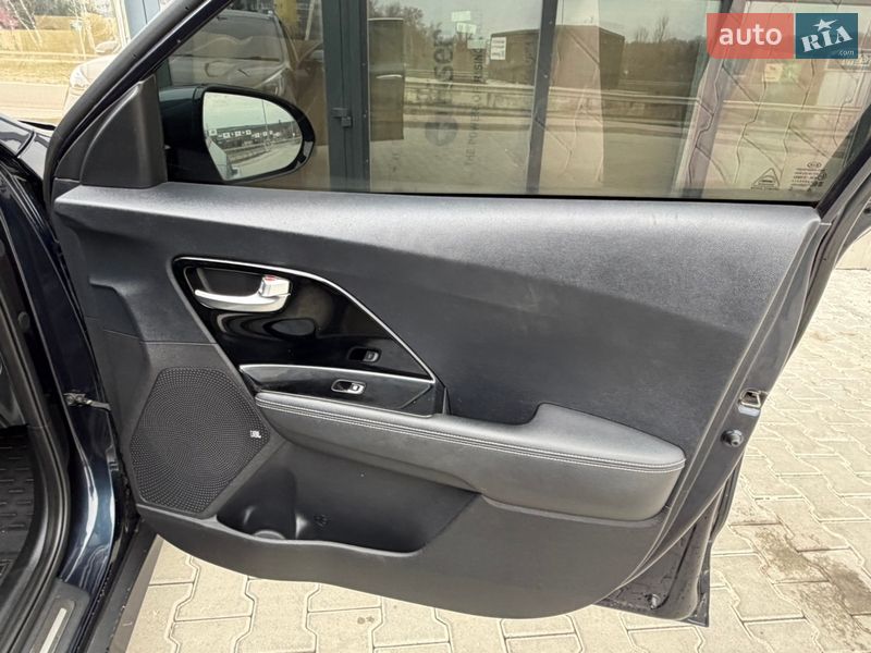 Внедорожник / Кроссовер Kia Niro 2020 в Тернополе