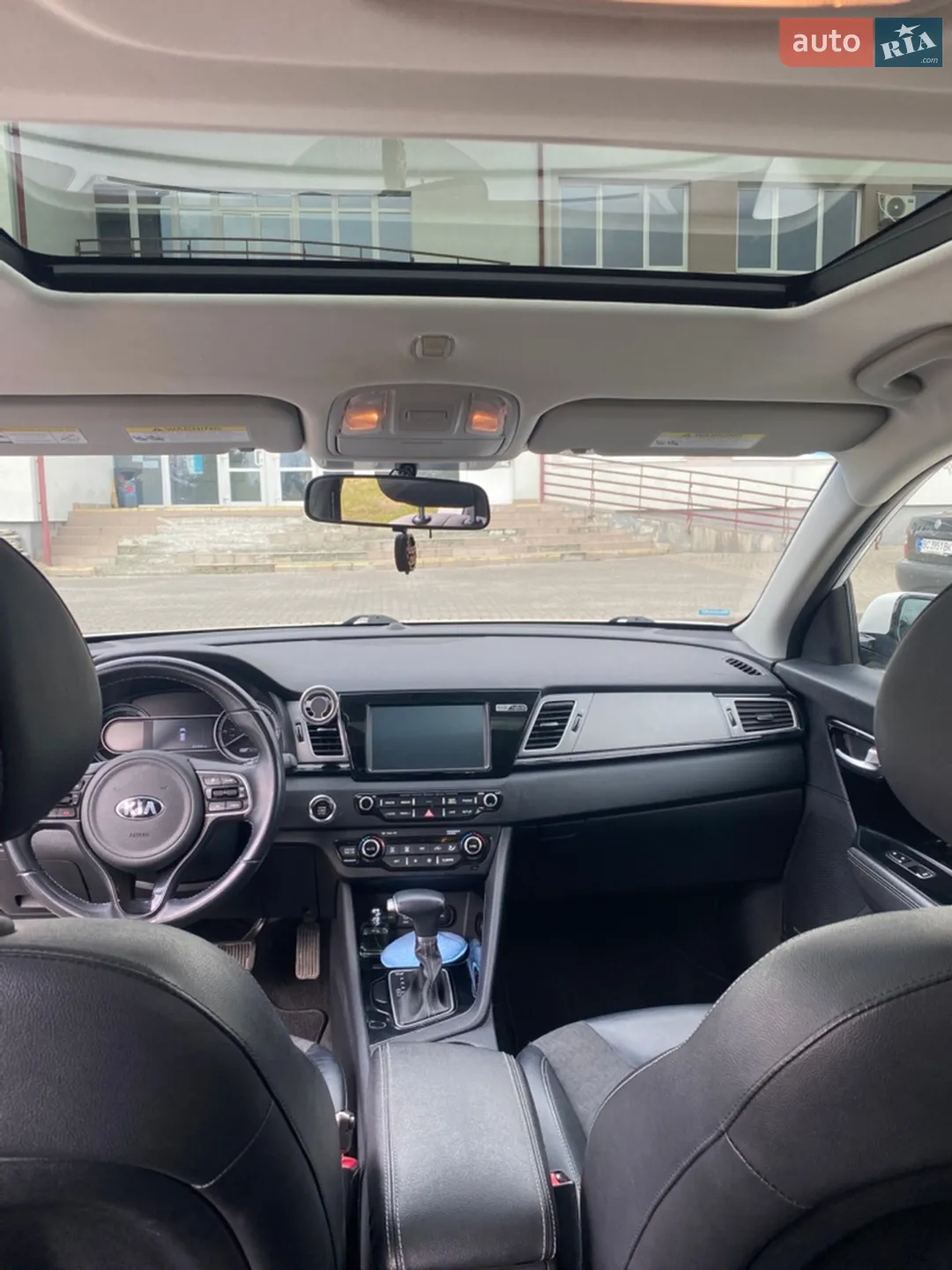 2017 Kia Niro - мініатюра 4