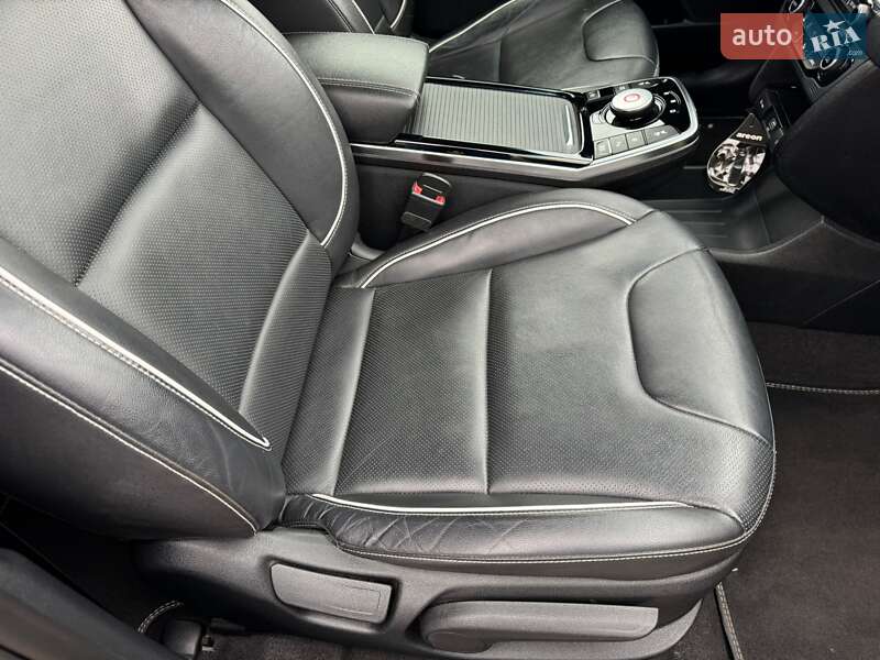 Внедорожник / Кроссовер Kia Niro 2020 в Бахмаче