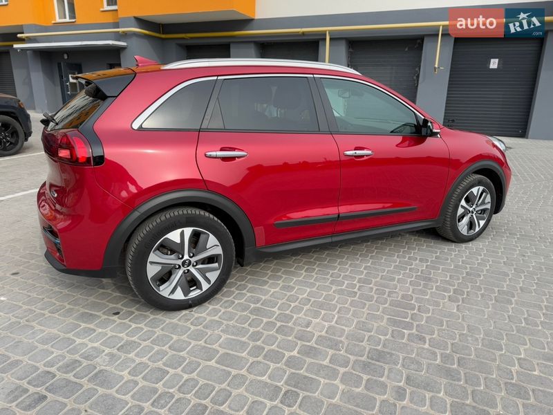 Позашляховик / Кросовер Kia Niro 2020 в Вінниці