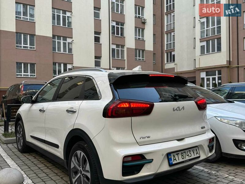 Позашляховик / Кросовер Kia Niro 2021 в Івано-Франківську