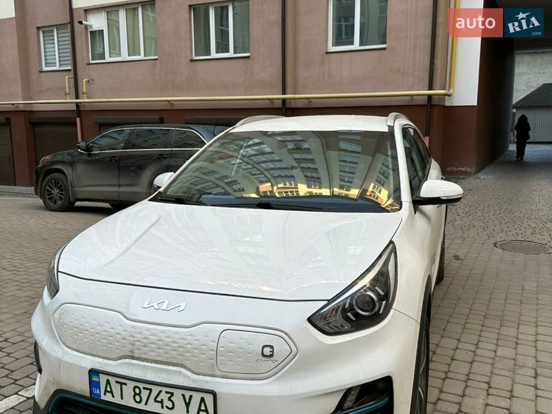 Позашляховик / Кросовер Kia Niro 2021 в Івано-Франківську