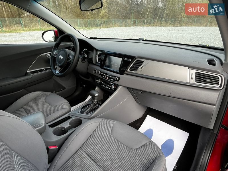 Внедорожник / Кроссовер Kia Niro 2019 в Львове фото 14 Внедорожник / Кроссовер Kia Niro 2019 в Львове