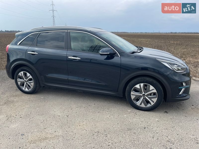 Внедорожник / Кроссовер Kia Niro 2020 в Стрые