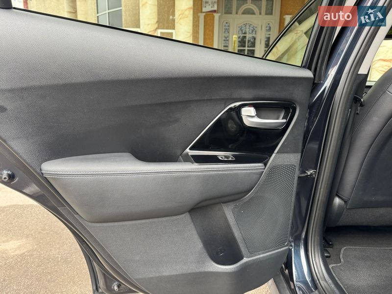 Внедорожник / Кроссовер Kia Niro 2021 в Тернополе