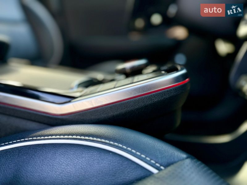 Внедорожник / Кроссовер Kia Niro 2018 в Днепре фото 14 Внедорожник / Кроссовер Kia Niro 2018 в Днепре