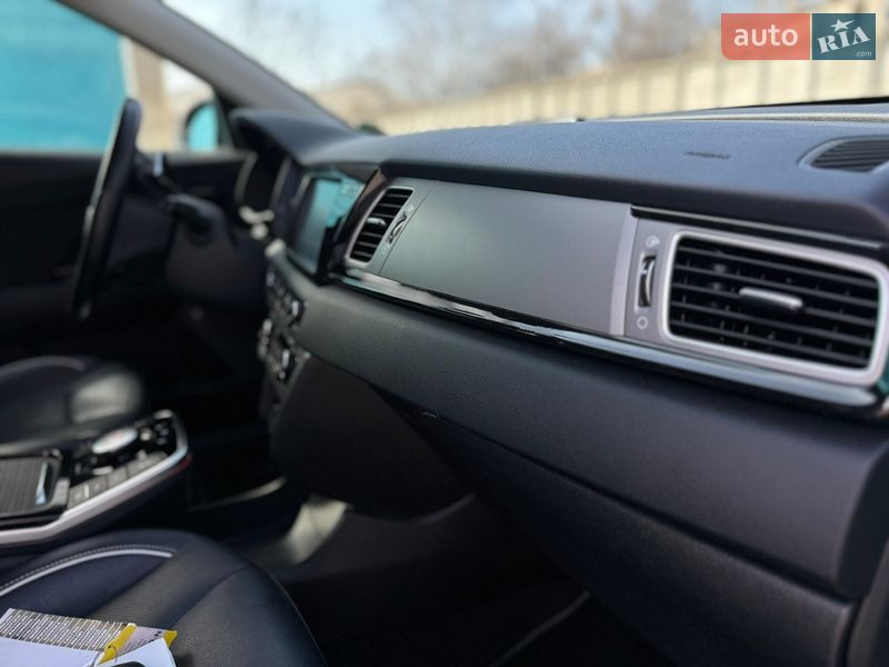 Внедорожник / Кроссовер Kia Niro 2018 в Днепре фото 16 Внедорожник / Кроссовер Kia Niro 2018 в Днепре