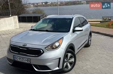Внедорожник / Кроссовер Kia Niro 2017 в Тернополе