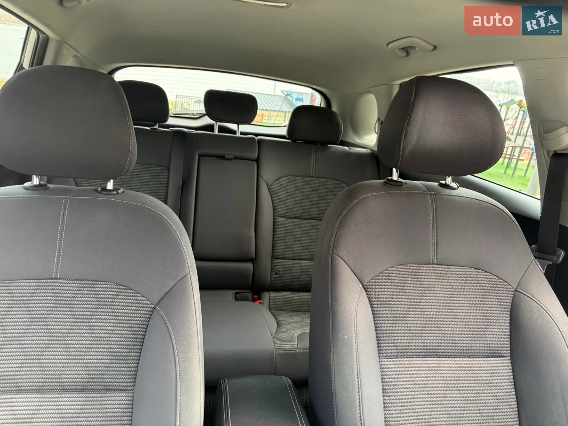 2017 Kia Niro - мініатюра 36