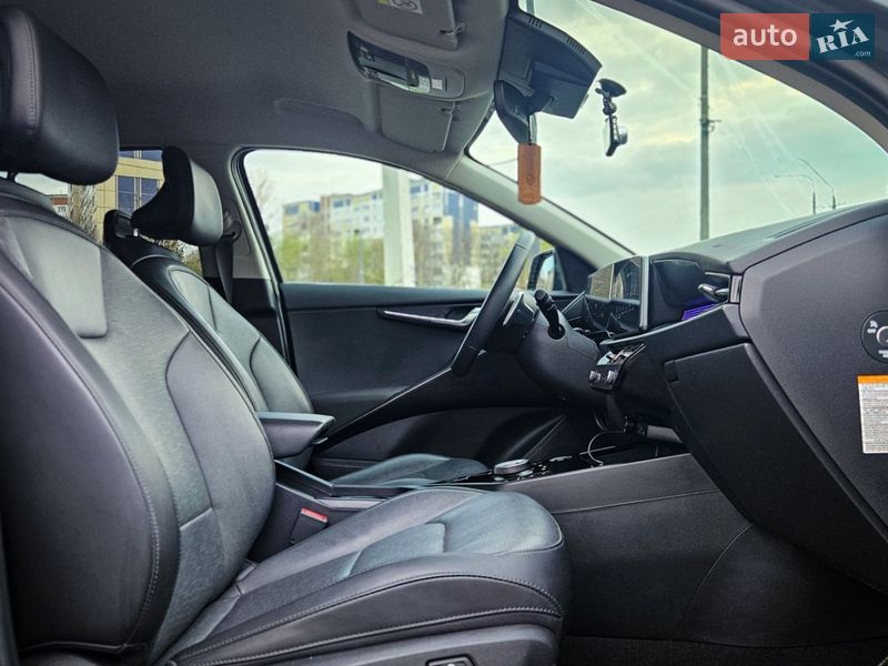 Позашляховик / Кросовер Kia Niro 2023 в Дрогобичі фото 32 Позашляховик / Кросовер Kia Niro 2023 в Дрогобичі