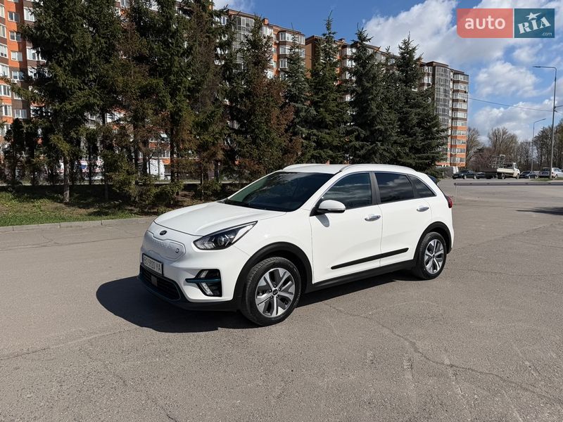 Внедорожник / Кроссовер Kia Niro 2021 в Тернополе фото 8 Внедорожник / Кроссовер Kia Niro 2021 в Тернополе