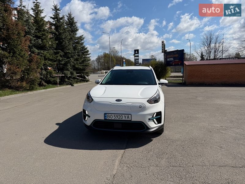 Внедорожник / Кроссовер Kia Niro 2021 в Тернополе фото 12 Внедорожник / Кроссовер Kia Niro 2021 в Тернополе