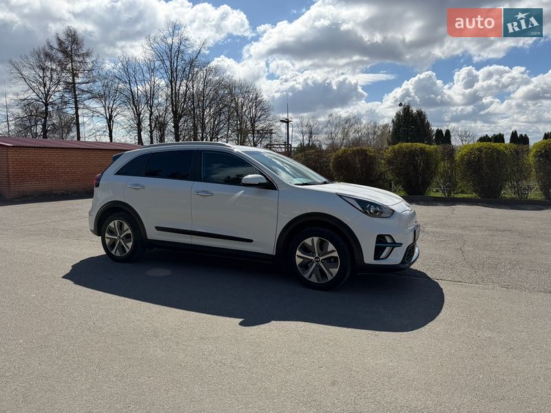 Внедорожник / Кроссовер Kia Niro 2021 в Тернополе фото 22 Внедорожник / Кроссовер Kia Niro 2021 в Тернополе