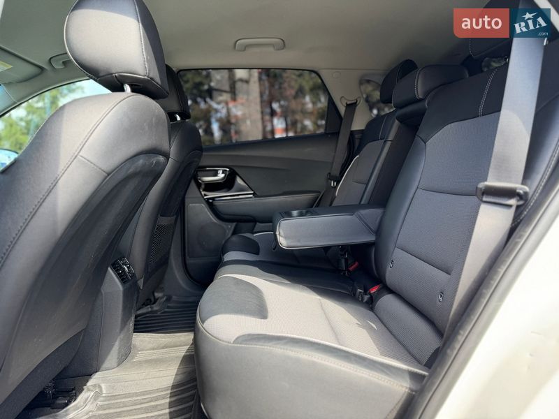 Внедорожник / Кроссовер Kia Niro 2021 в Тернополе фото 60 Внедорожник / Кроссовер Kia Niro 2021 в Тернополе