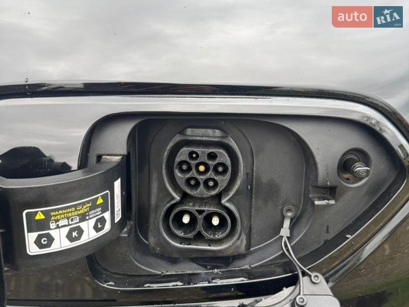 Позашляховик / Кросовер Kia Niro 2021 в Чернівцях