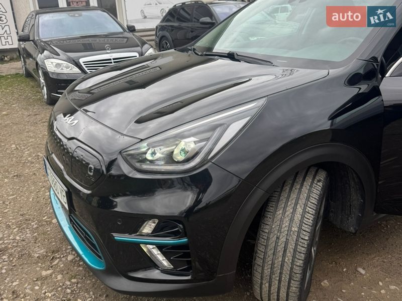 Позашляховик / Кросовер Kia Niro 2021 в Чернівцях
