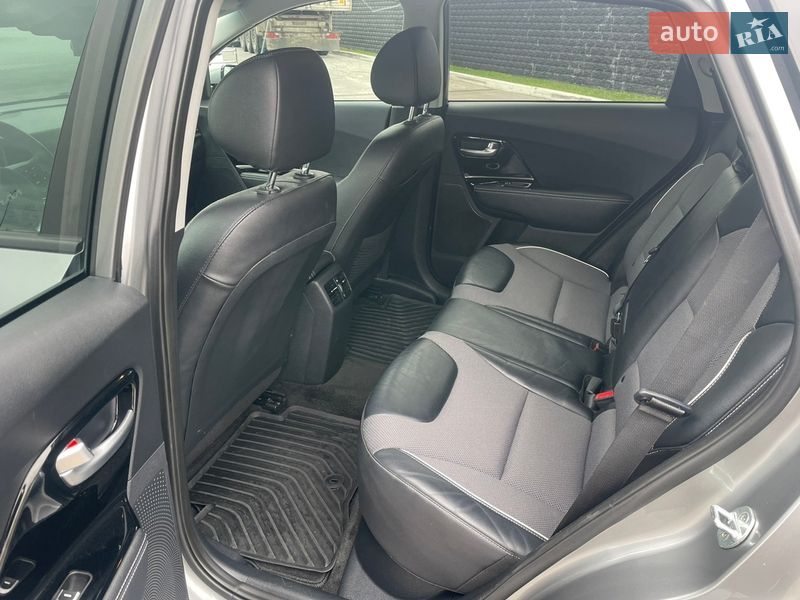 Позашляховик / Кросовер Kia Niro 2022 в Рівному