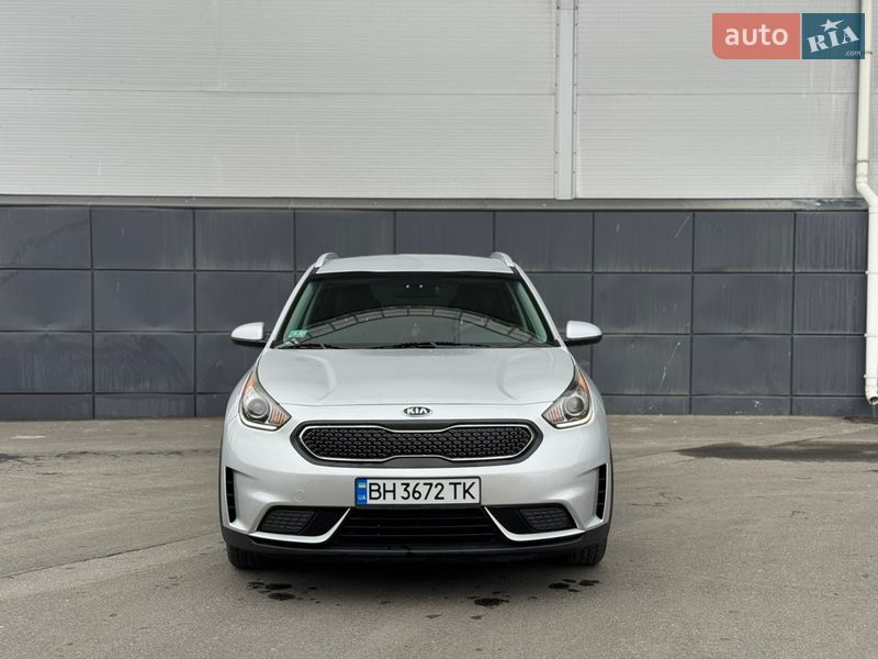 Позашляховик / Кросовер Kia Niro 2017 в Одесі