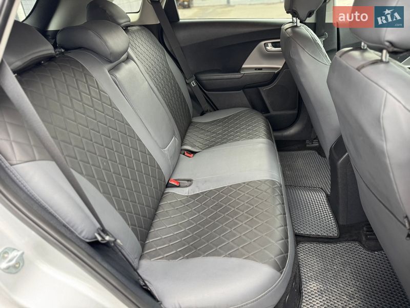 Позашляховик / Кросовер Kia Niro 2017 в Одесі