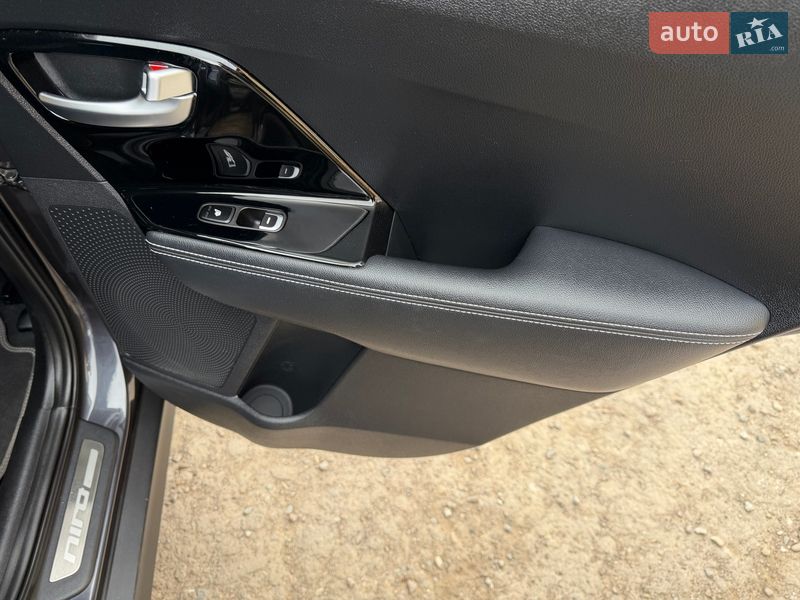 Позашляховик / Кросовер Kia Niro 2021 в Львові фото 123 Позашляховик / Кросовер Kia Niro 2021 в Львові