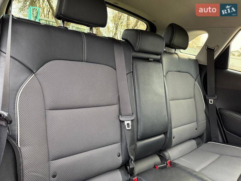 Внедорожник / Кроссовер Kia Niro 2020 в Львове фото 62 Внедорожник / Кроссовер Kia Niro 2020 в Львове