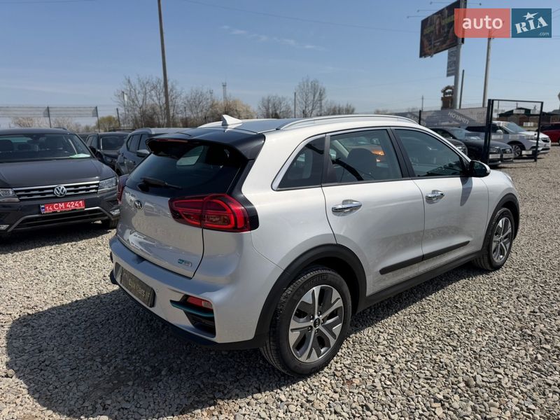Внедорожник / Кроссовер Kia Niro 2020 в Ивано-Франковске