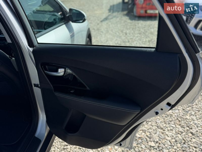 Внедорожник / Кроссовер Kia Niro 2020 в Ивано-Франковске