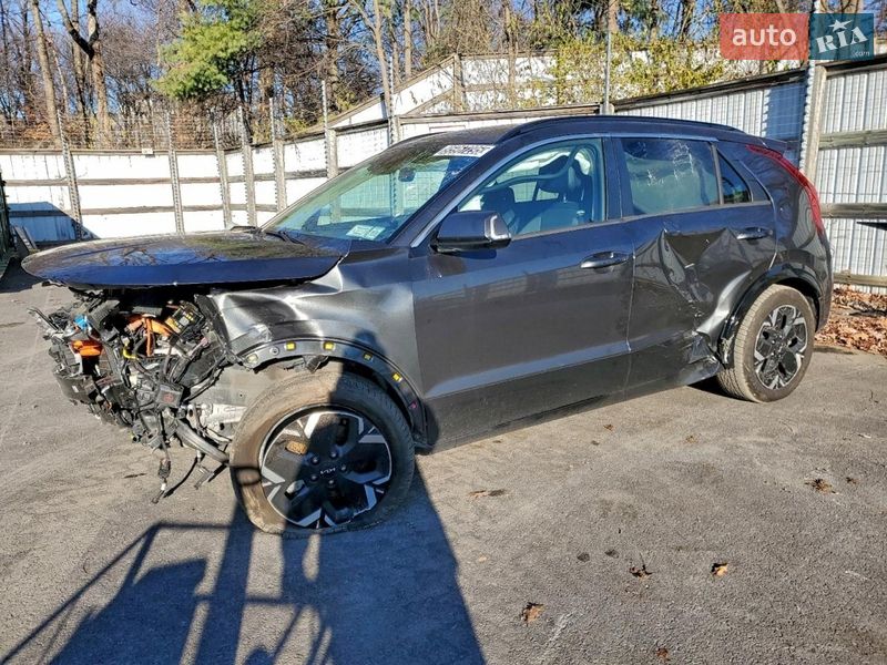 Позашляховик / Кросовер Kia Niro 2023 в Львові