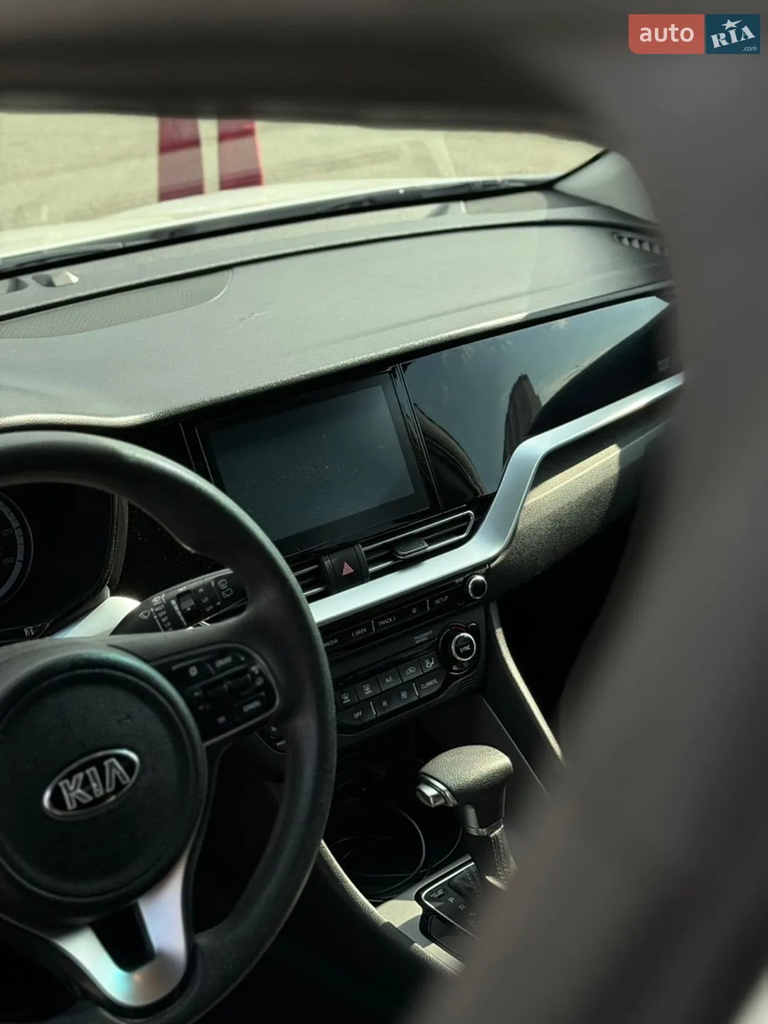 2019 Kia Niro - мініатюра 23
