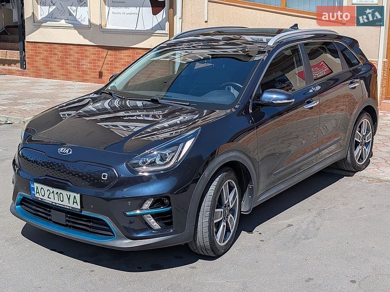 Внедорожник / Кроссовер Kia Niro 2019 в Сваляве