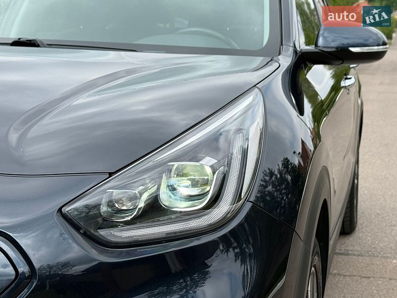 Внедорожник / Кроссовер Kia Niro 2020 в Ровно