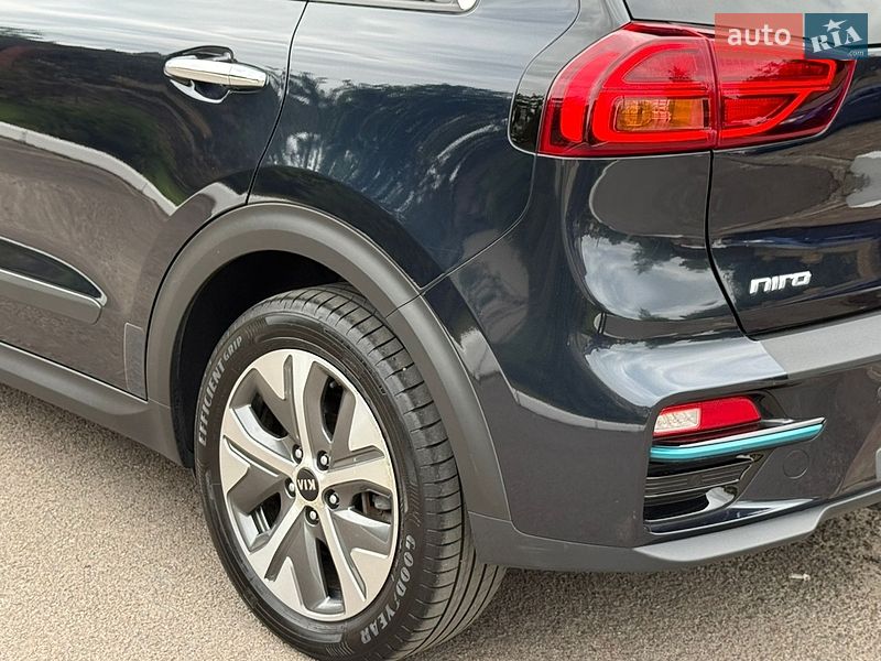 Внедорожник / Кроссовер Kia Niro 2020 в Ровно