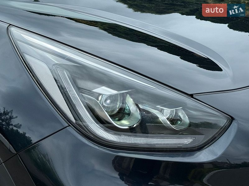 Внедорожник / Кроссовер Kia Niro 2020 в Ровно