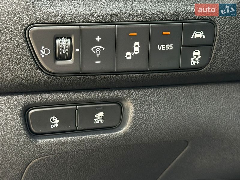 Внедорожник / Кроссовер Kia Niro 2020 в Ровно